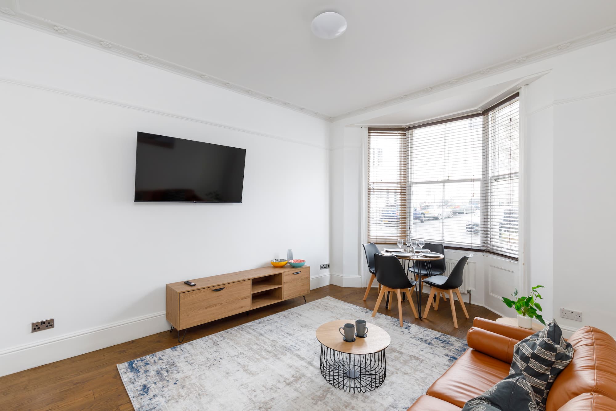 Serenity Square Brighton — photo 11